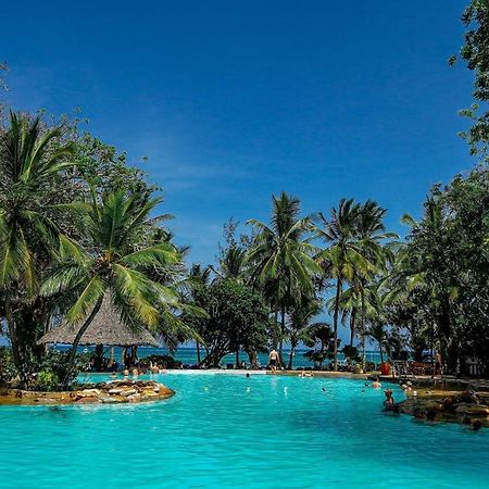 Papillon Lagoon Reef Hotel Diani Beach Exterior photo