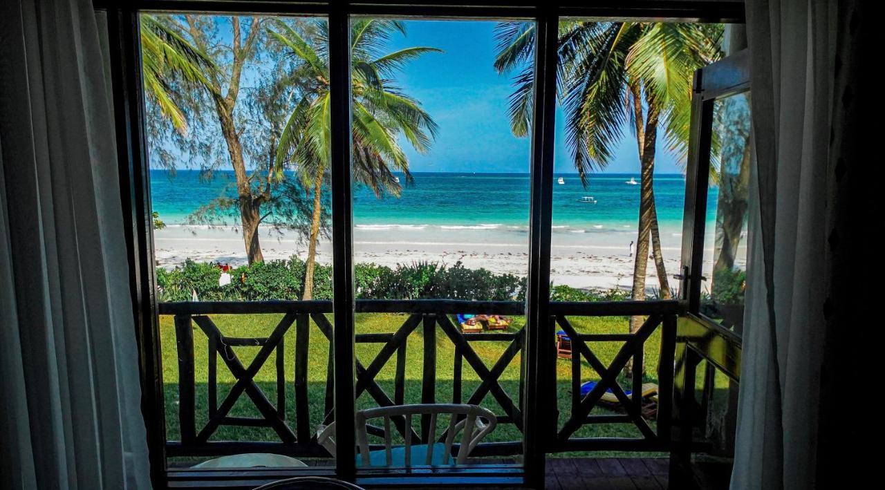 Papillon Lagoon Reef Hotel Diani Beach Exterior photo