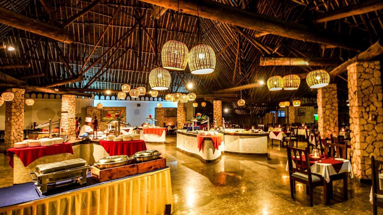 Papillon Lagoon Reef Hotel Diani Beach Exterior photo