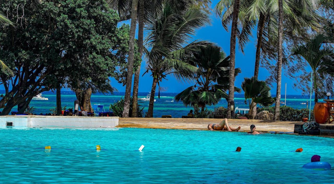 Papillon Lagoon Reef Hotel Diani Beach Exterior photo