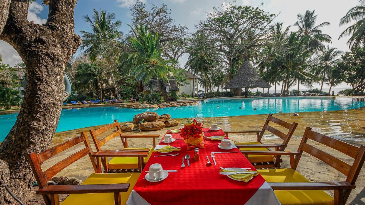 Papillon Lagoon Reef Hotel Diani Beach Exterior photo