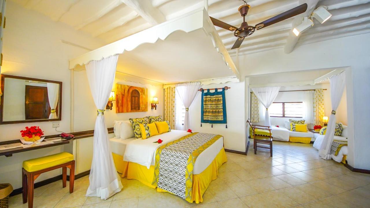 Papillon Lagoon Reef Hotel Diani Beach Exterior photo